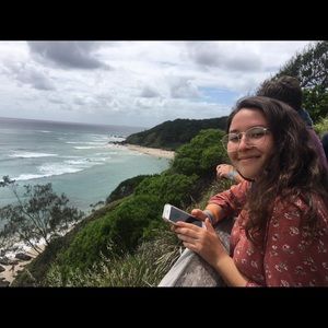 Meet your Posher, Stacey